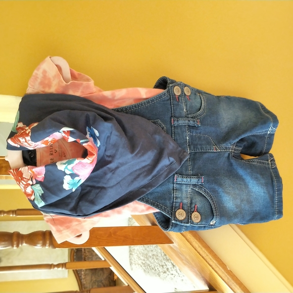 True Religion Baby Girl 3 Piece Set 9 mths- EUC - Picture 4 of 13